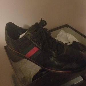 Men's Gucci Shoe